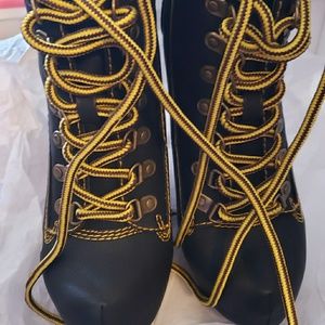 High heel booties